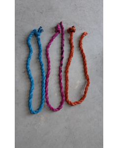 Cold camel shackles