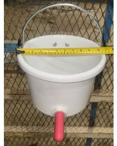 Milk feeding trough