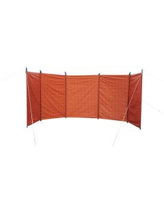 Outdoor windbreak for trips