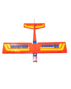 Red falcon trainer body size 40