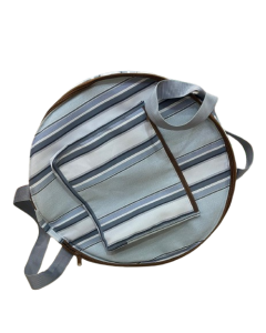 Flying bag for falcon training